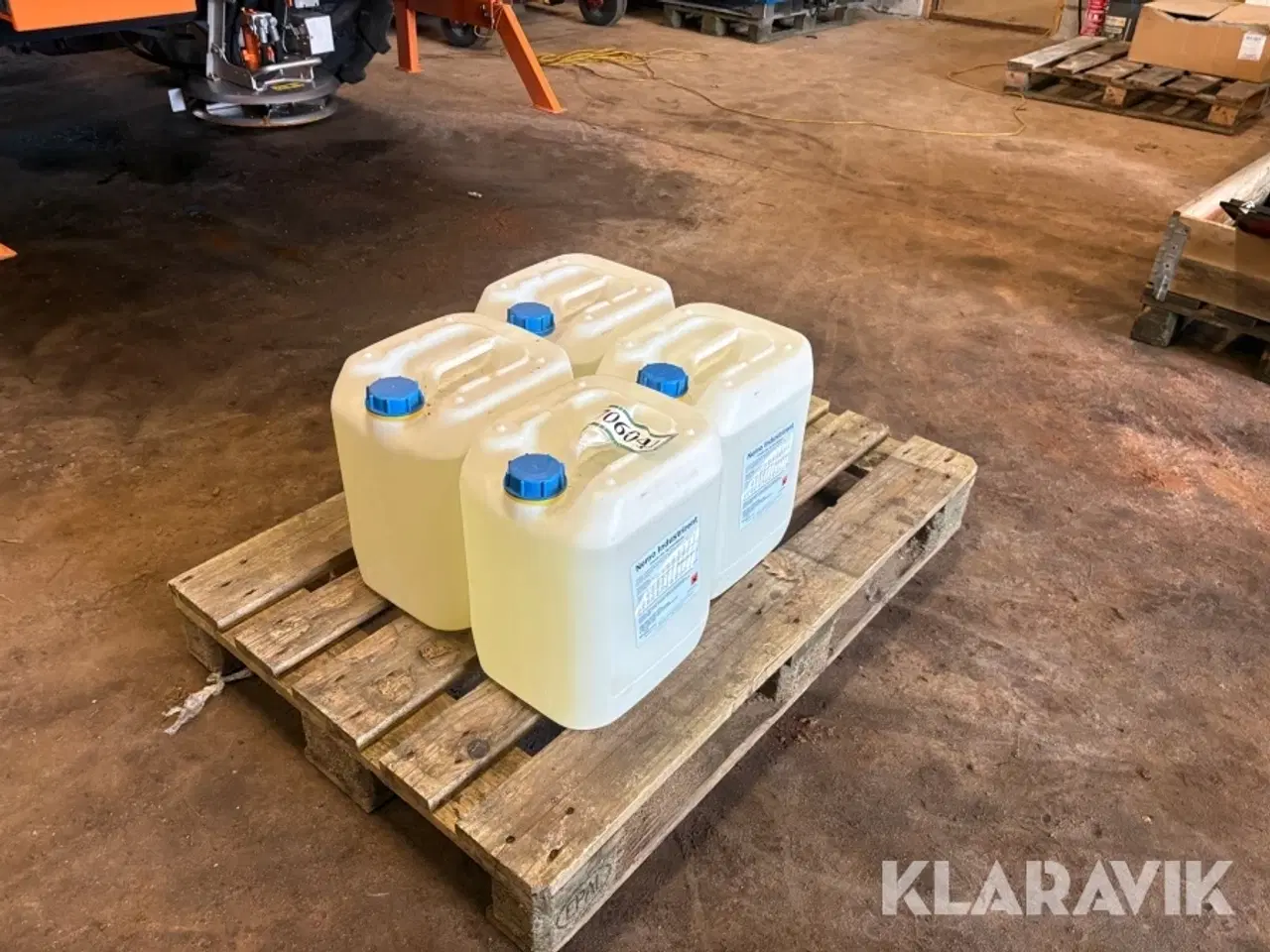 Billede 1 - Industrirengøring Nordical Nemo industrirent - 4 dunke