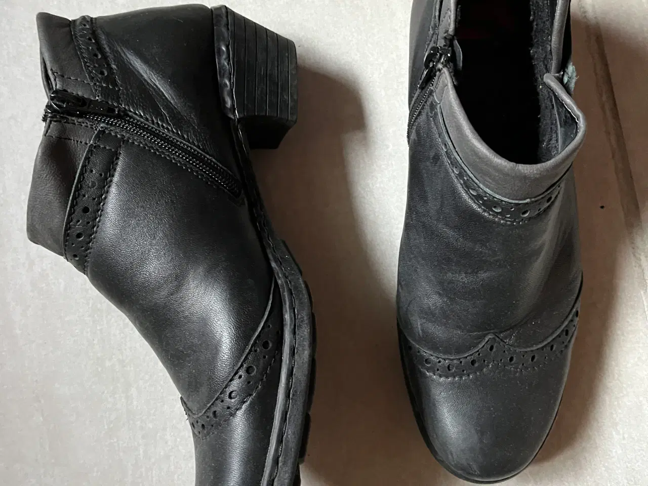 Billede 8 - Læder og rigtig godt stand