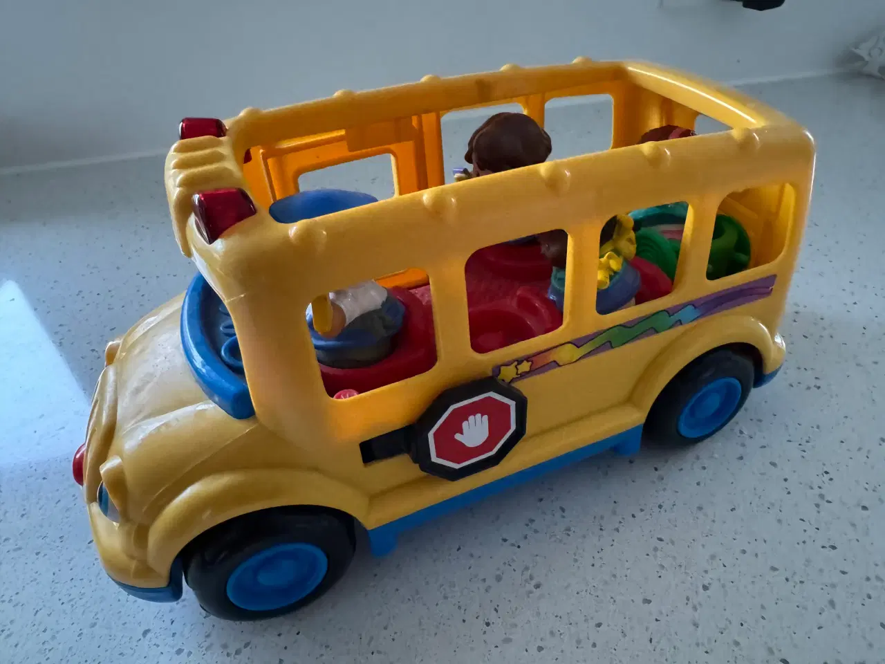 Billede 1 - Julegaven Skolebus Fisher Price med lyd og blink