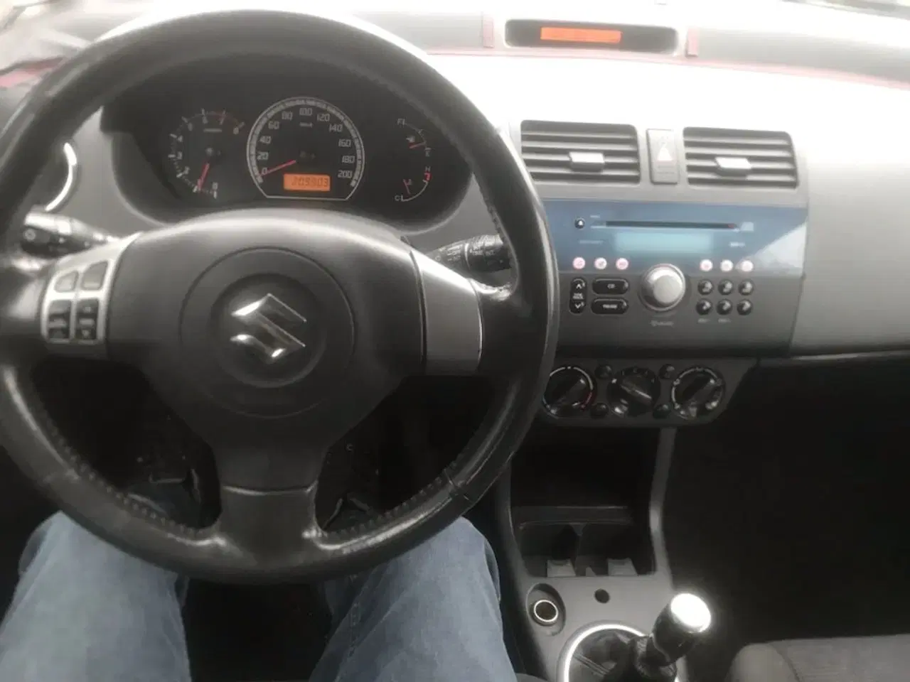 Billede 7 - Ny synt Suzuki Swift 1,3 4x4 Benzin Km kun 20