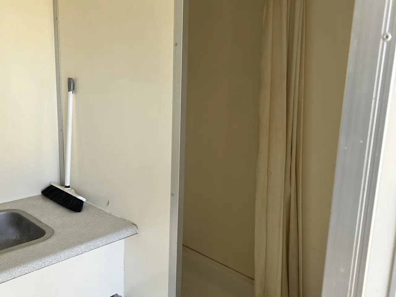 Billede 6 - 6 Pers. Skurvogn