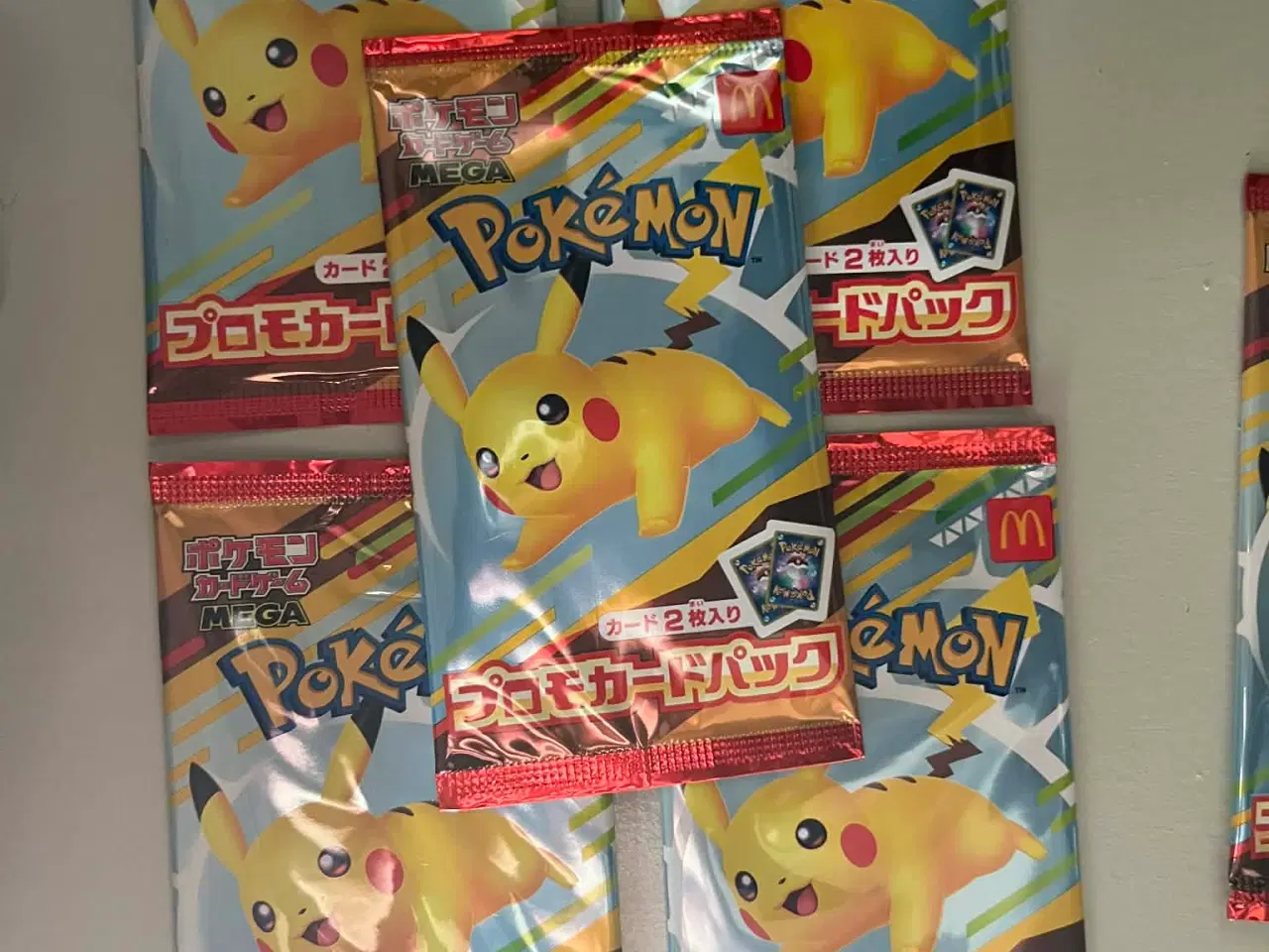 Billede 1 - 5x McDonald’s 2025 Japan Promo Pack med pikachu
