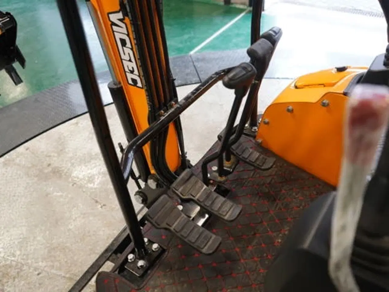 Billede 13 - MINI EXCAVATOR 15DP – MINIGRAVER, DIESEL
