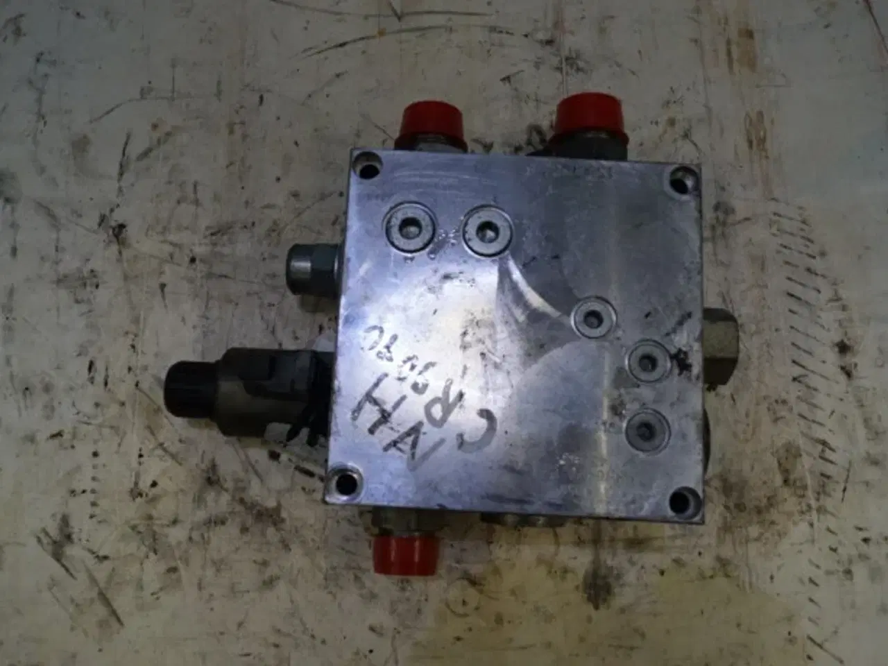 Billede 4 - New Holland CR9090 Ventilblok 87345421