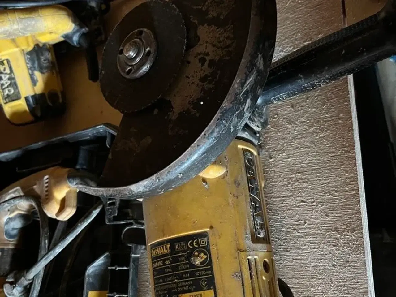 Billede 3 - Vinkelsliber, Borehammer, Rundsav DEWALT