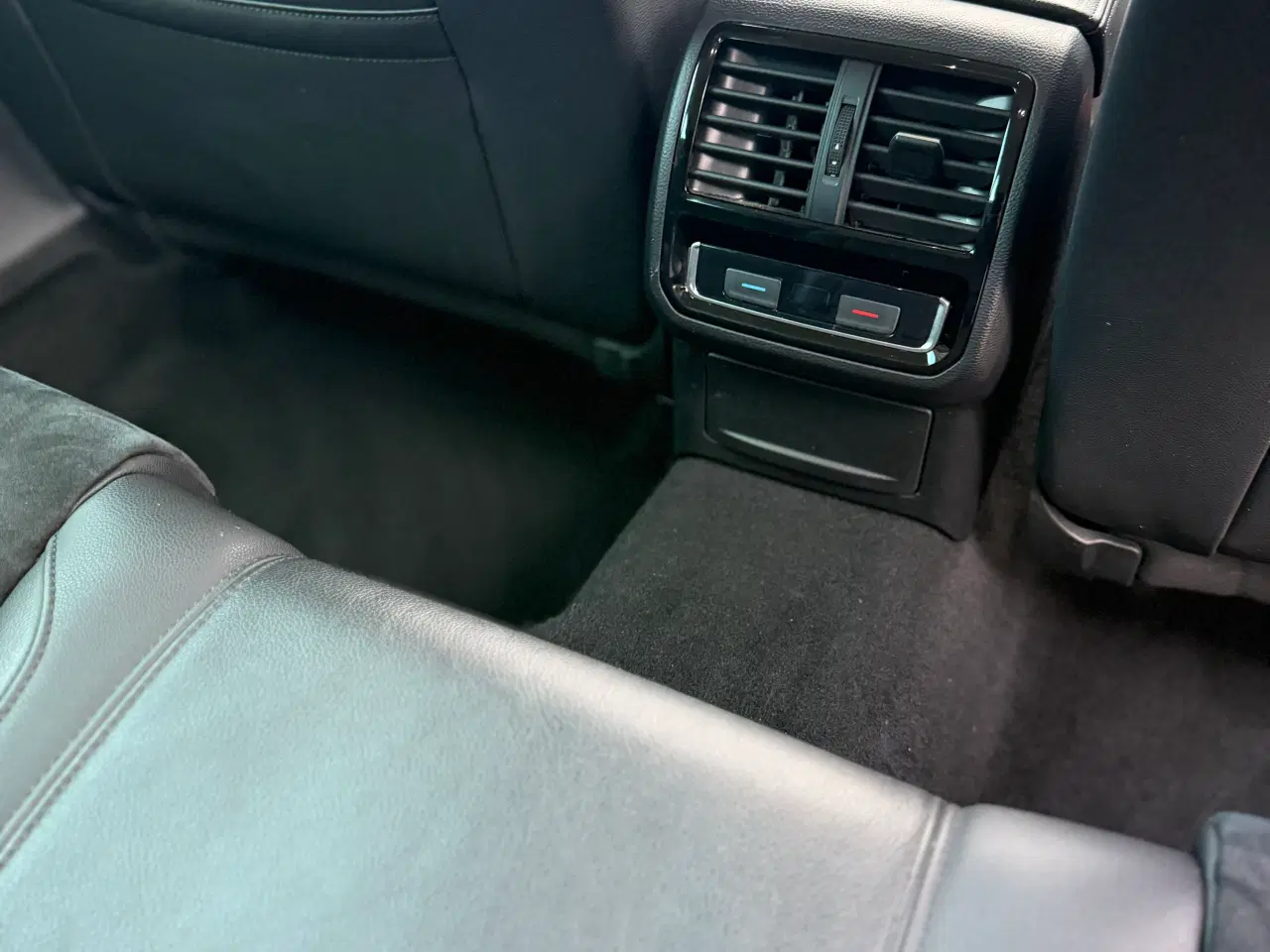 Billede 14 - Rigtig fin og velholdt Vw Passat. 