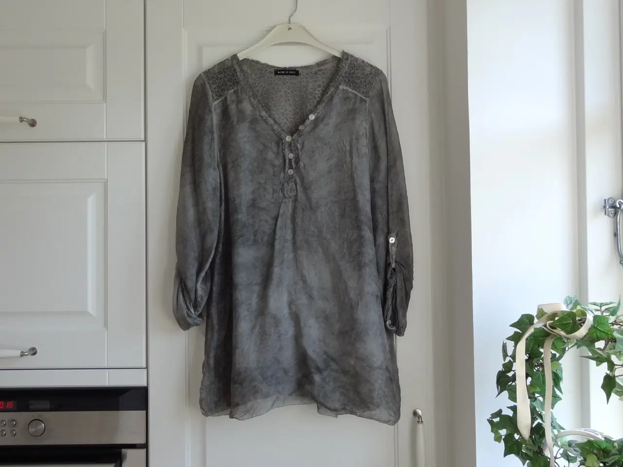 Billede 1 - Skjorte, Tunika, Made in Italy. Str 36