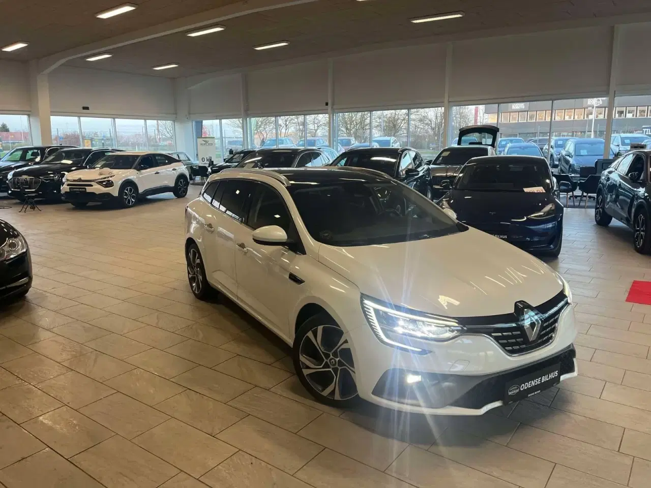 Billede 1 - Renault Megane IV 1,6 E-Tech Sport Tourer