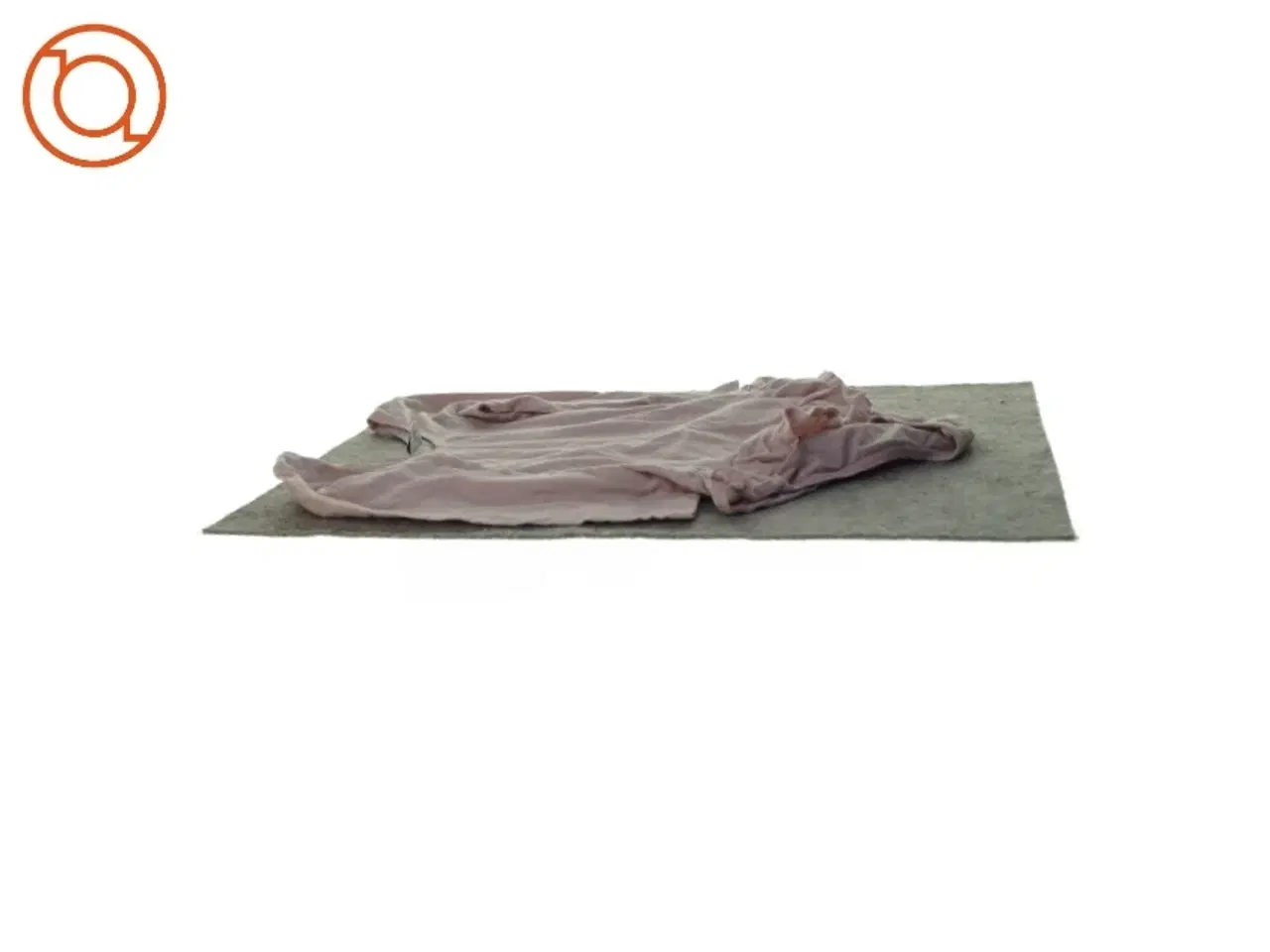 Billede 4 - gymnastikdragt (str. 134 til 140)