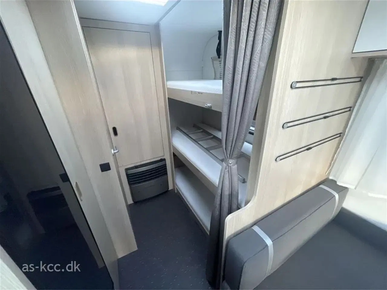 Billede 7 - 2023 - Adria Aviva 522 PT 3 køjer Adria Adiva 522 PT 3 køjer og dobbeltseng