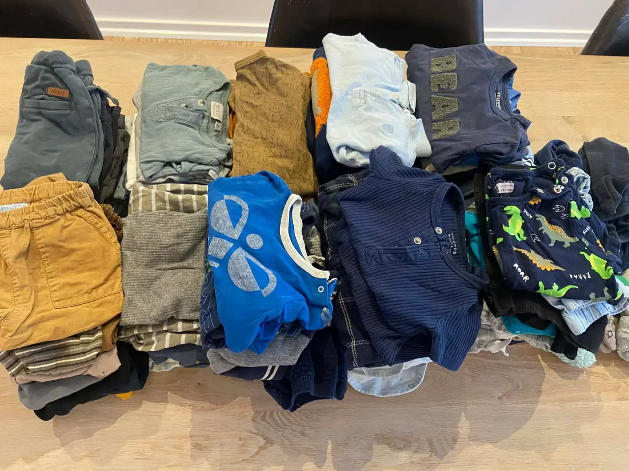 Billede 1 - kæmpe tøjpakke str. 80