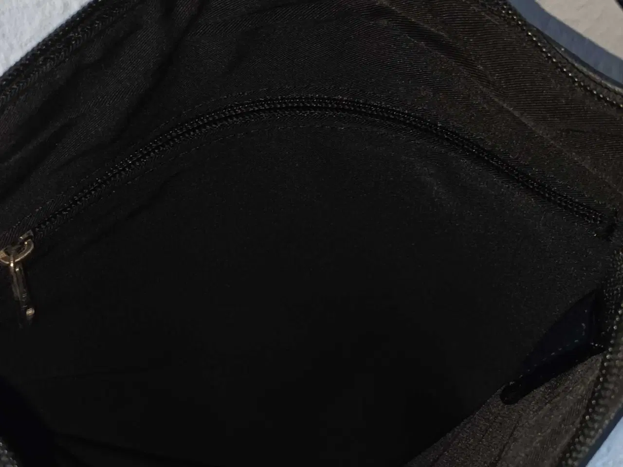 Billede 4 - Skuldertaske med frynser 