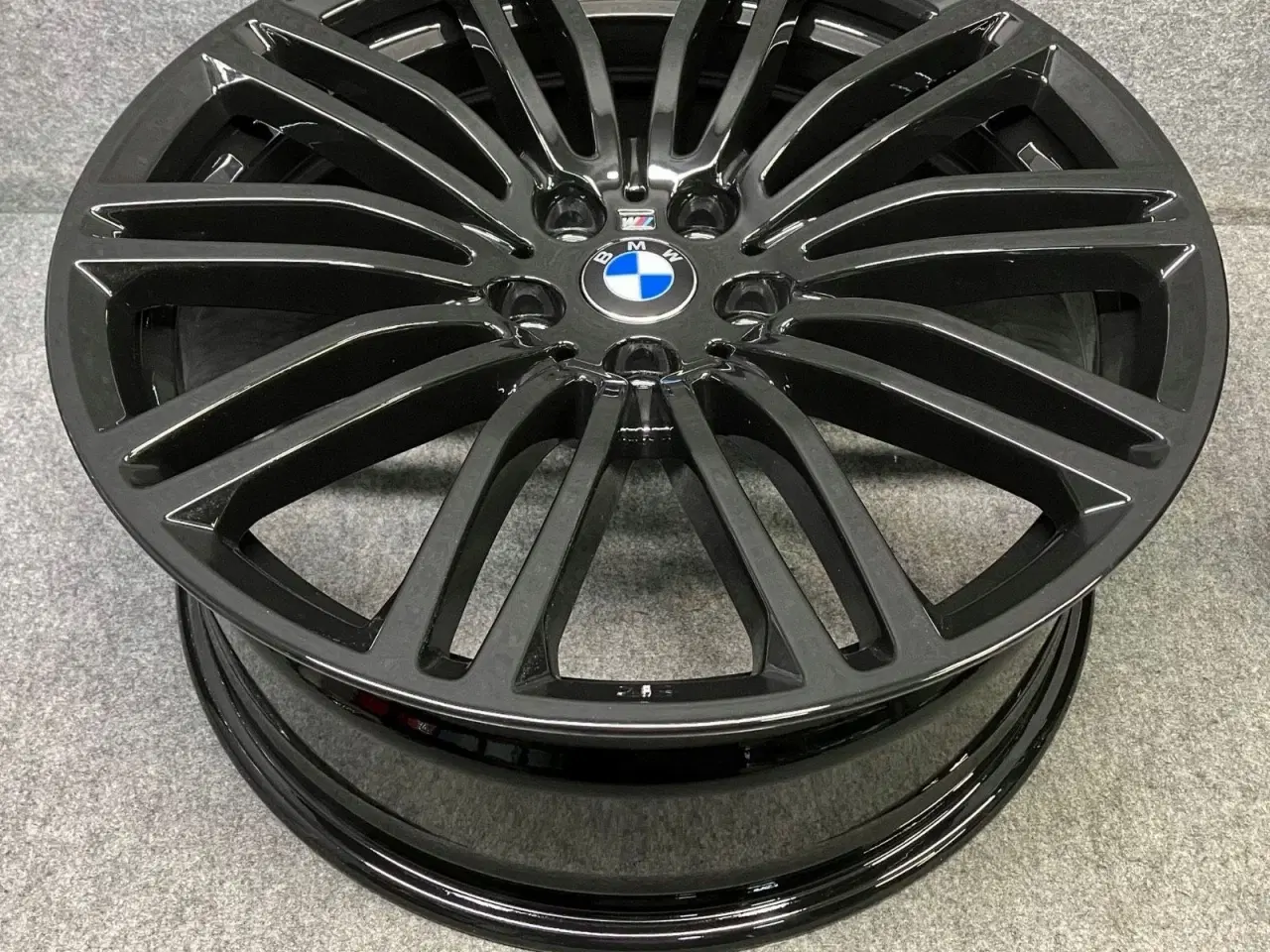 Billede 1 - ALUFÆLGE BMW 5 G30 G31 664M 19"