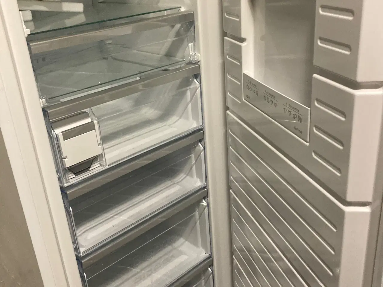 Billede 3 - Bosch GSN58AW40, Fritstående fryseskab