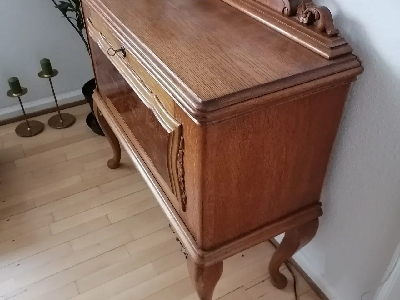 Billede 5 - Lille fin skænk 