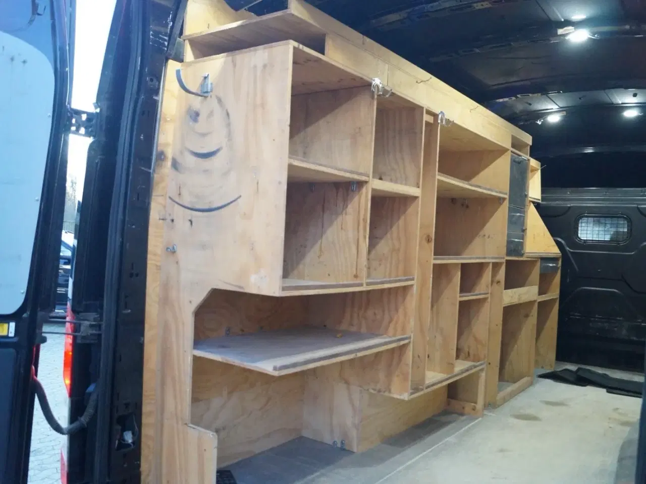 Billede 13 - Ford Transit 470 L4 Van 2,0 TDCi 170 Trend H3 RWD