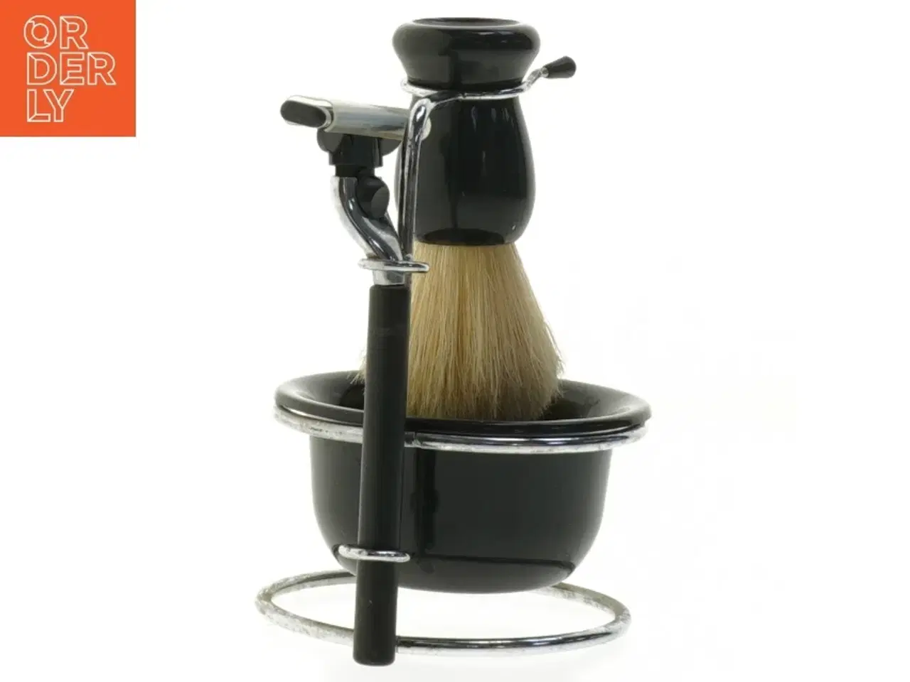 Billede 2 - Barbersæt med barberkost og holder (str. 15 cm)