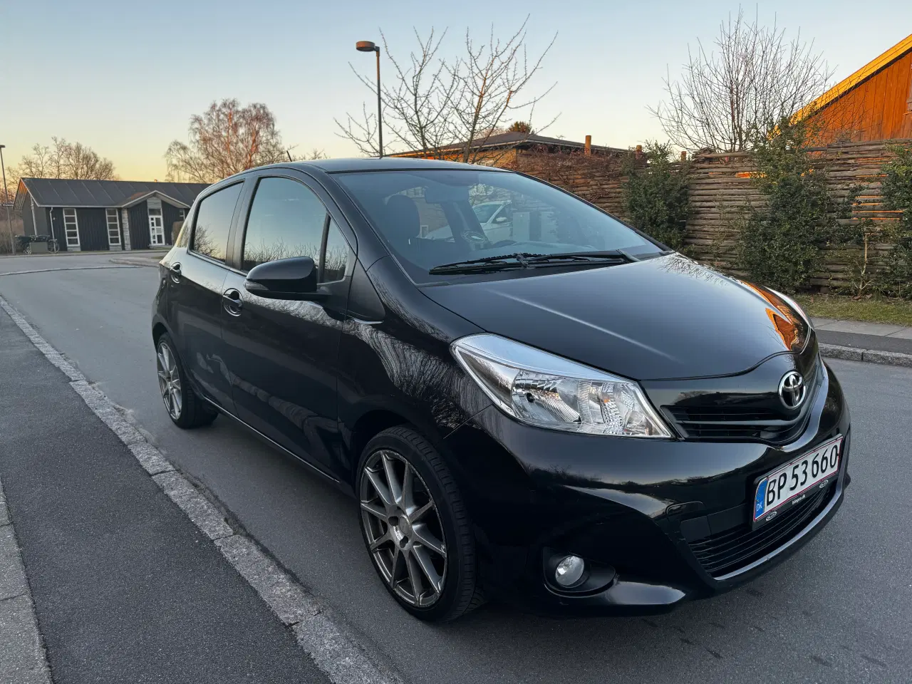 Billede 4 - Toyota Yaris 1,0 Benzin 2013 Km 176.000