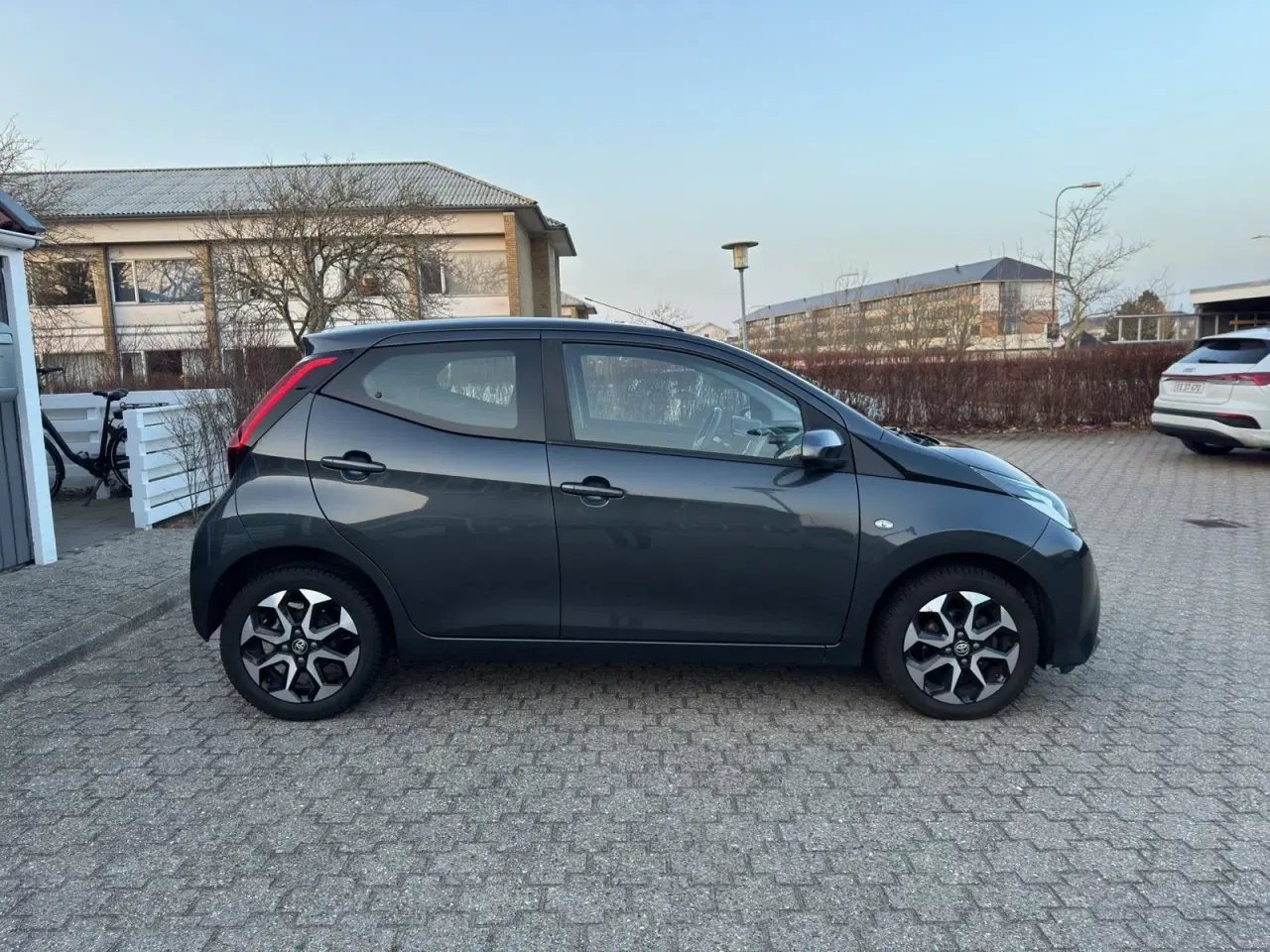 Billede 4 - Toyota Aygo 1,0 VVT-i x-plore x-shift