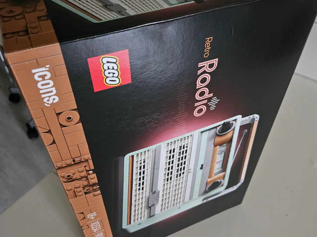 Billede 1 - LEGO Icons 10334 Retro-radio