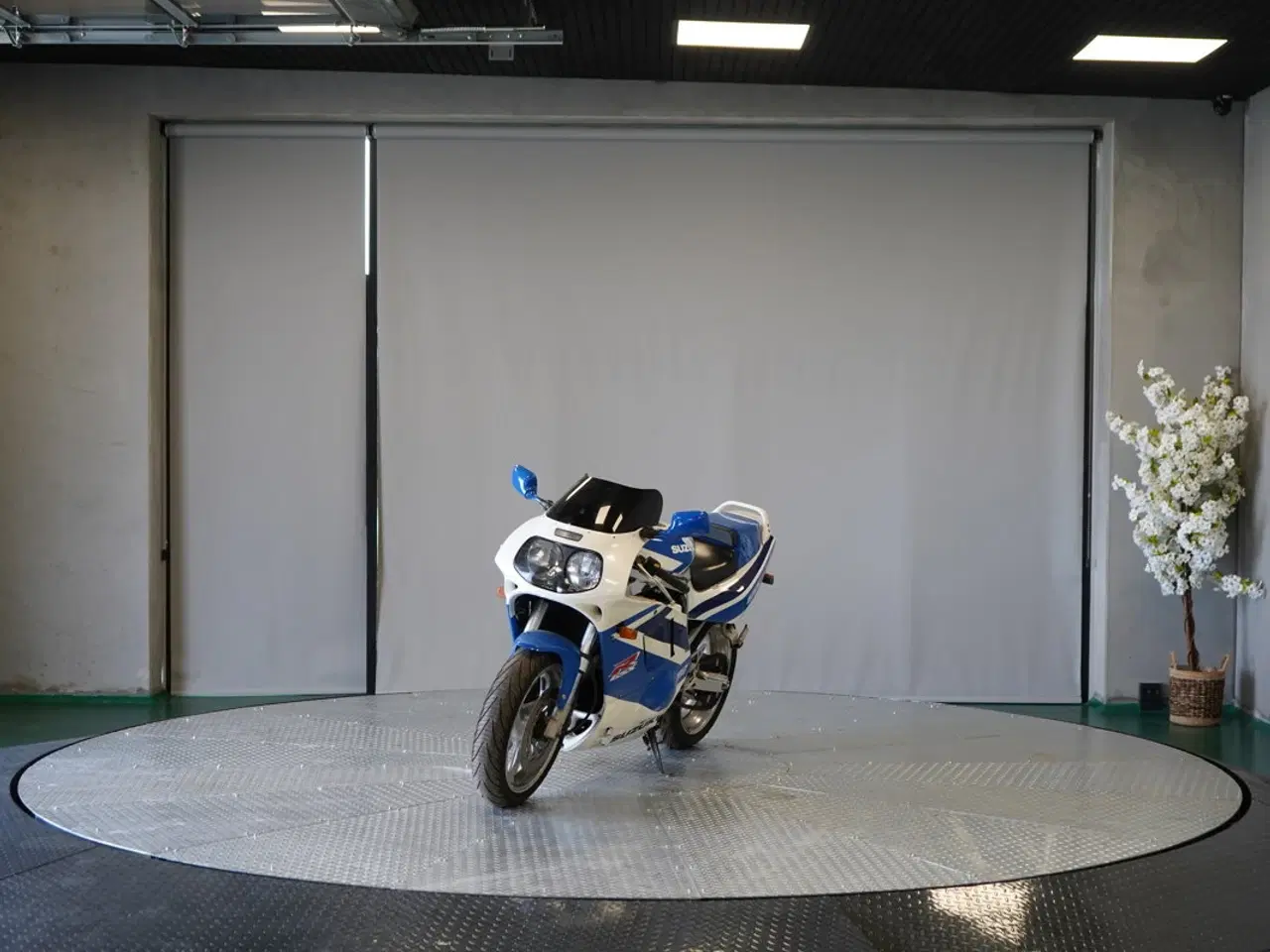 Billede 1 - SUZUKI GSX-R750