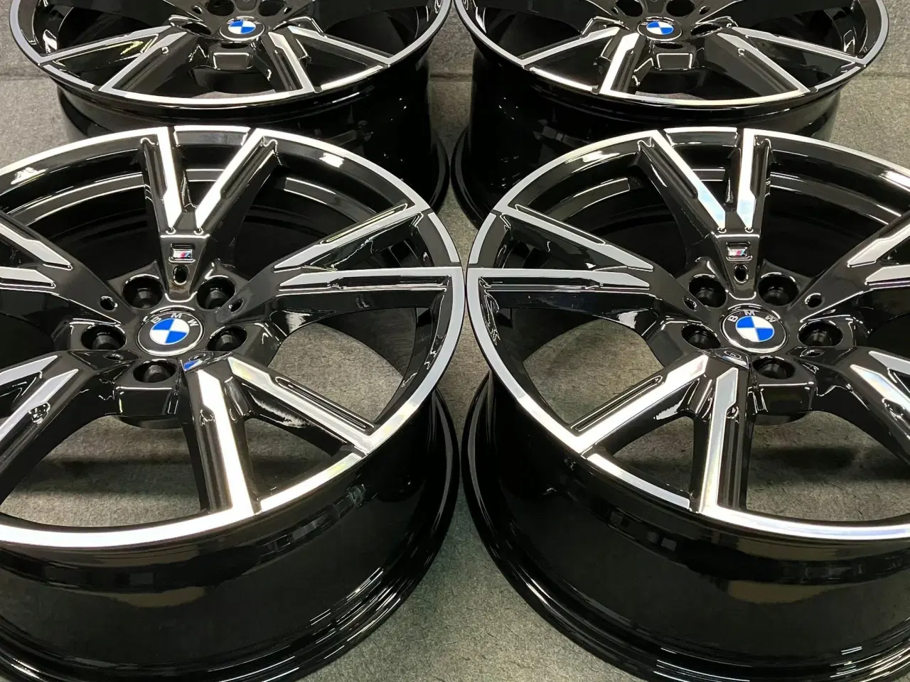 Billede 2 - ALUFÆLGE BMW 2 G42 893M 19"
