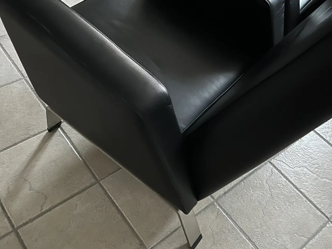 Billede 5 - Lænestole i sort læder model aviator 