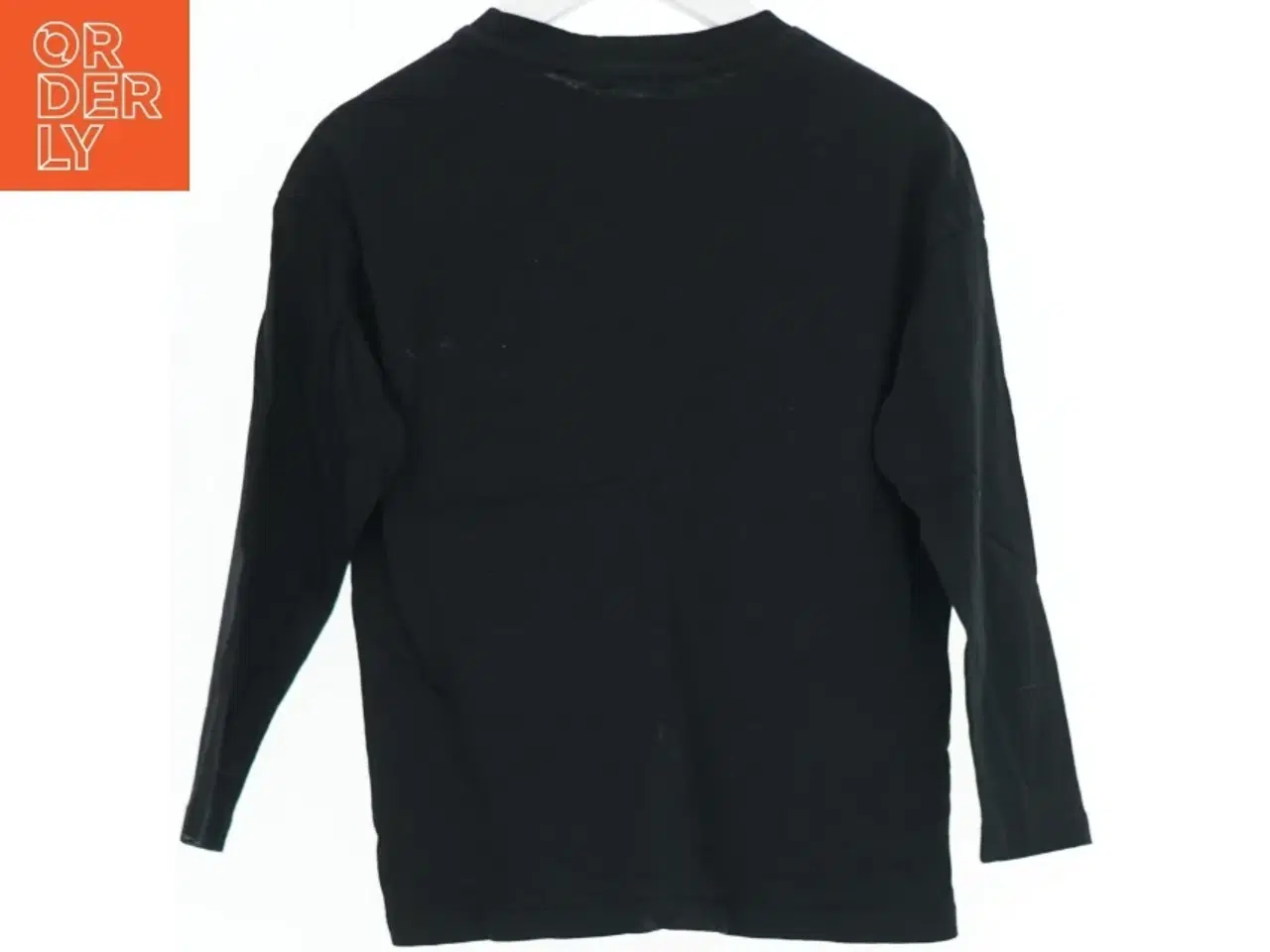 Billede 2 - Langærmet sort t-shirt fra Mango (str. 116)