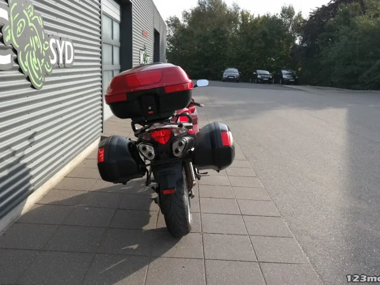 Billede 4 - Honda VFR 800 F MC-SYD       BYTTER GERNE