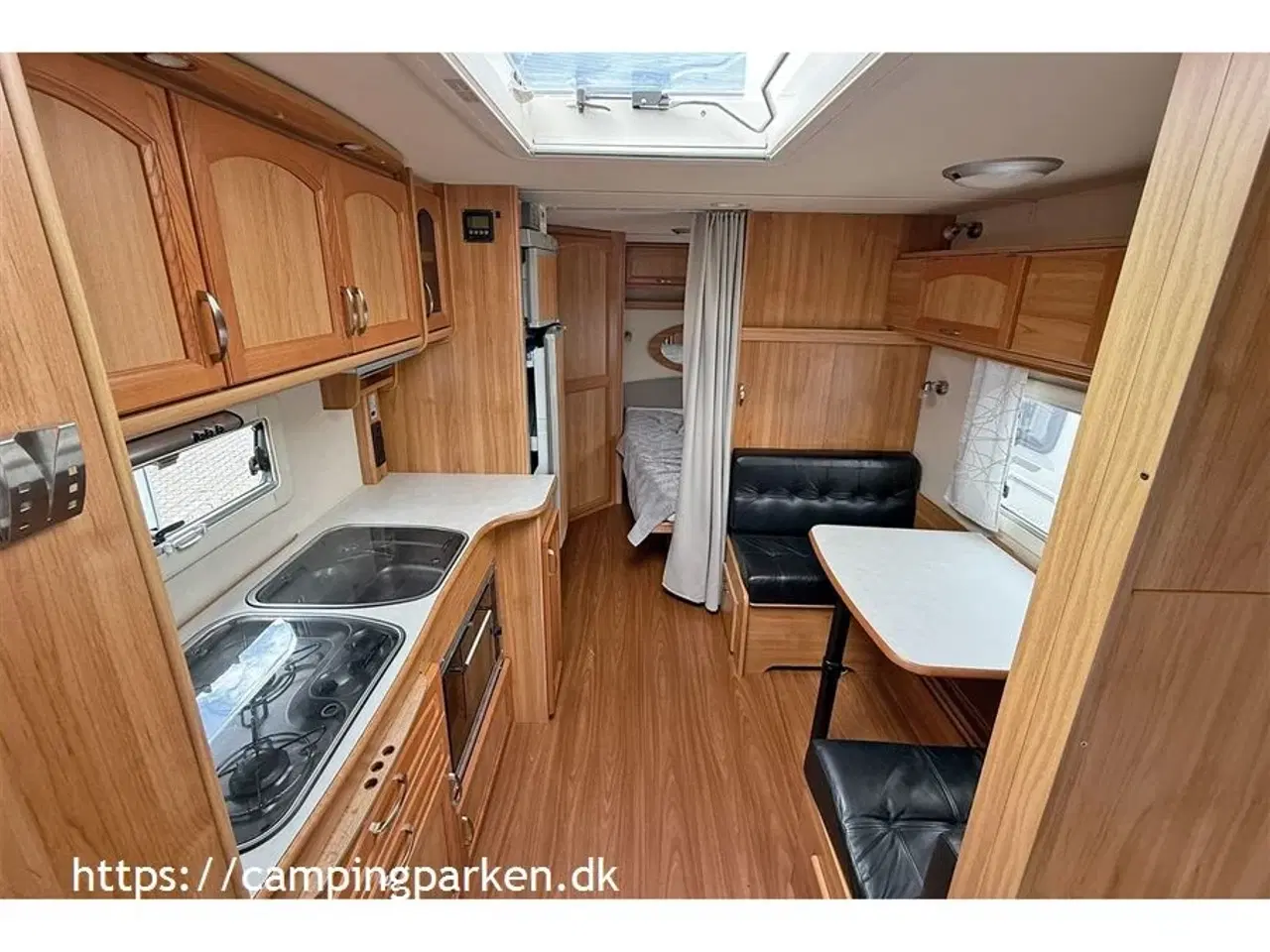 Billede 5 - 2006 - Solifer Finlandia 630   Pæn Solifer helårsvogn med Alde centralvarme, aircondition og boksmarkise