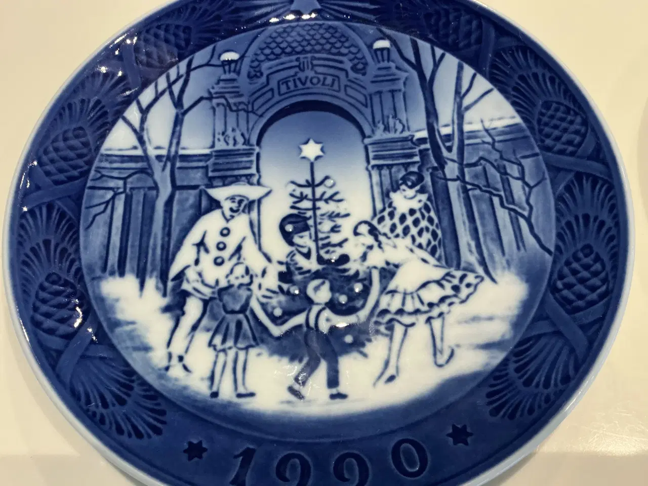 Billede 8 - Royal Copenhagen juleplatter