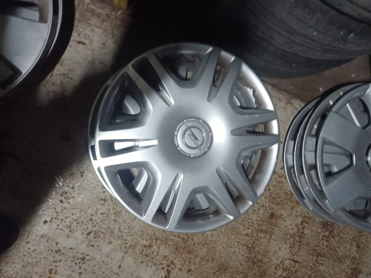 Billede 2 - Opel original hjulkapsler.