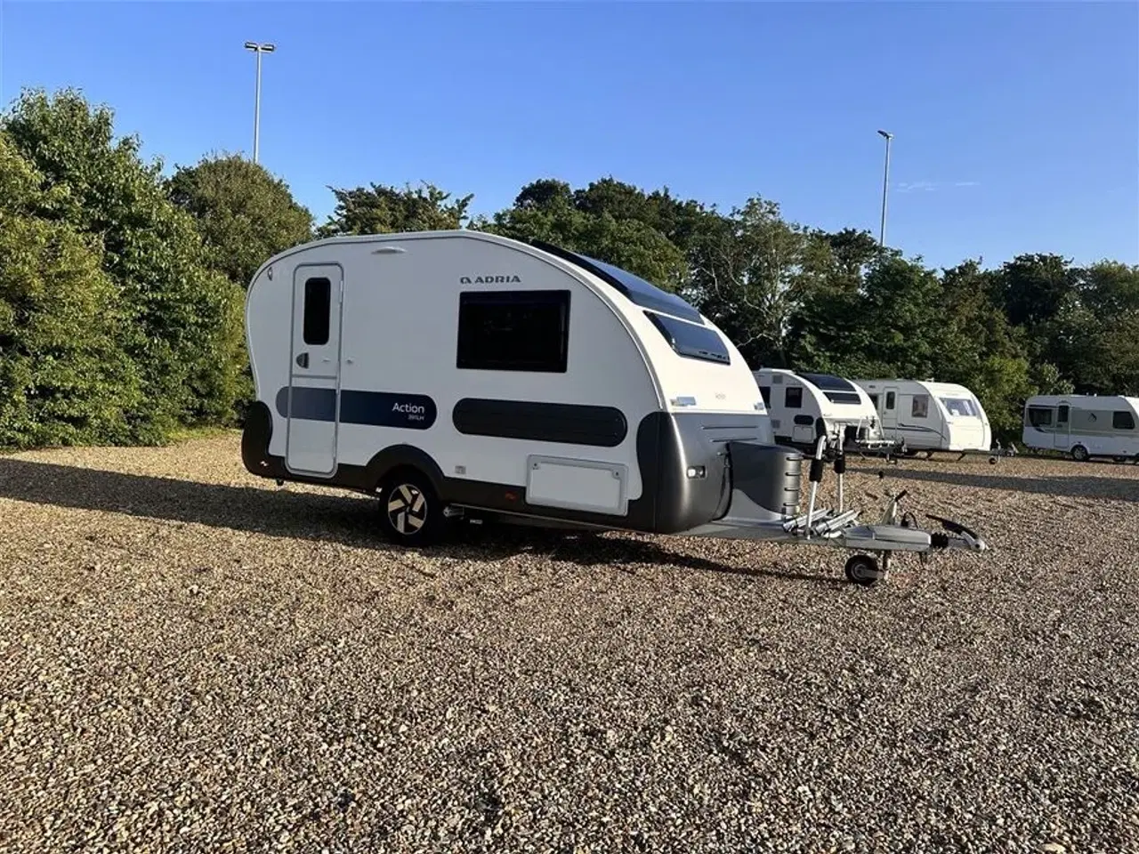 Billede 8 - 2023 - Adria Action 391 LH   Super lille rejse vogn