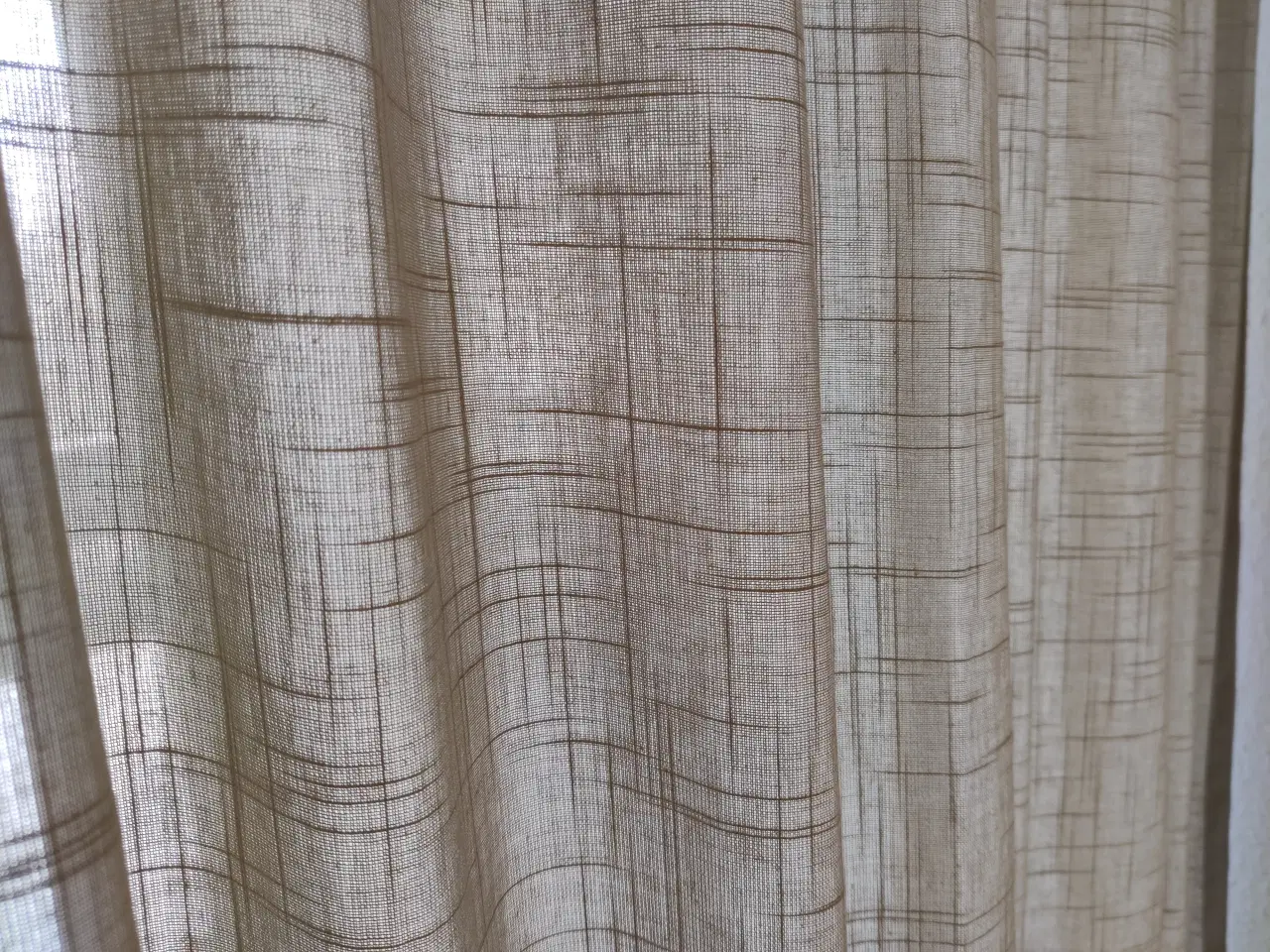 Billede 3 - 6 stk SILVERLONN tynde gardiner incl gardinstænger