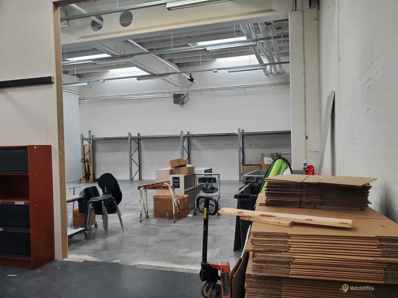 Billede 11 - Centralt beliggende højloftet lager i Køge tæt ved motorvejsafkørsel 32