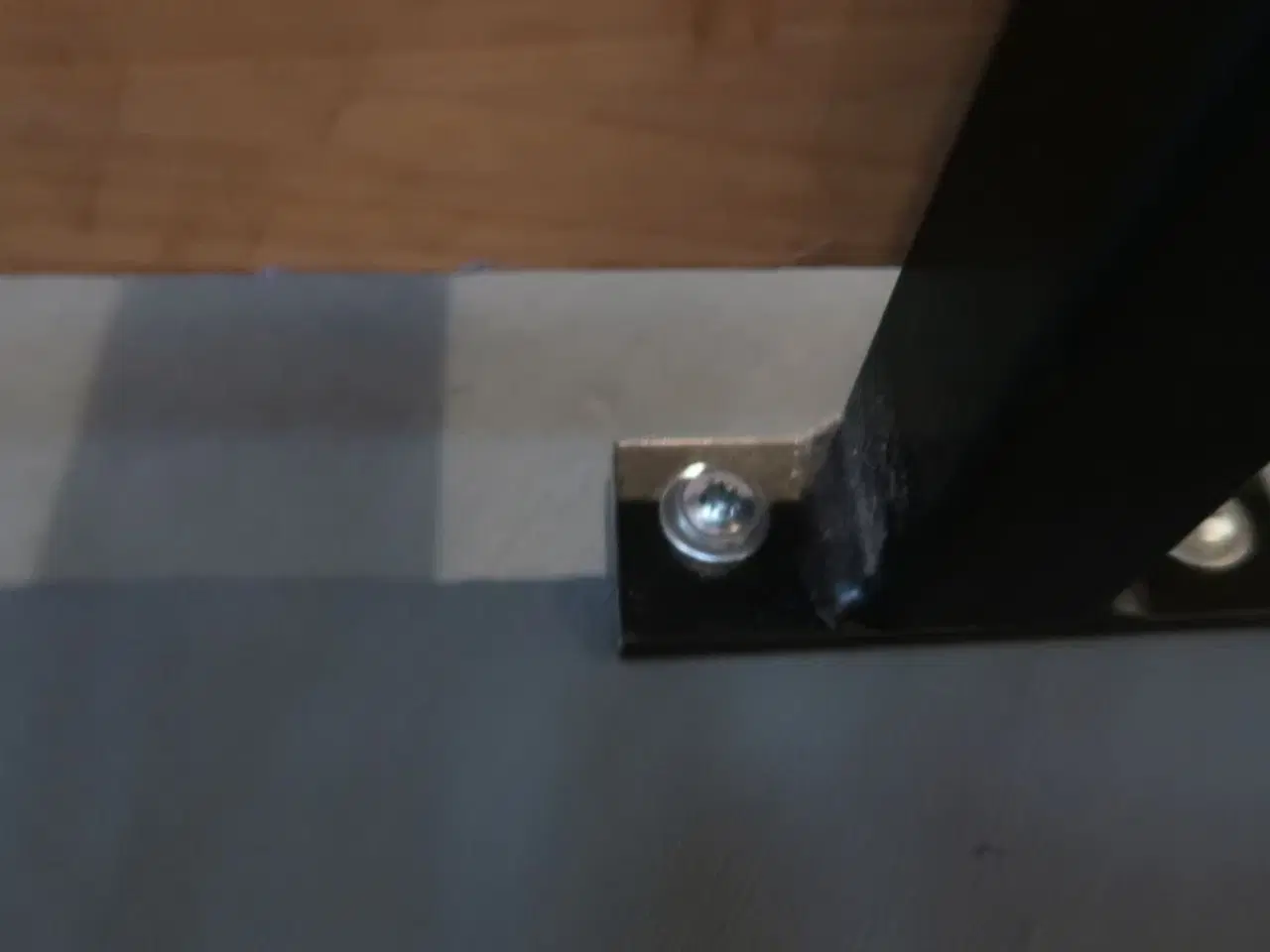 Billede 9 - Reol med indhold