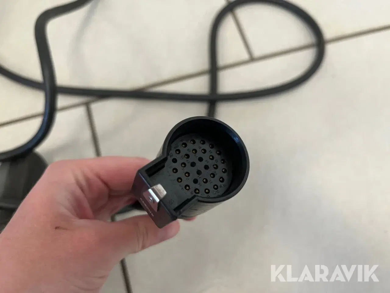 Billede 2 - Blandet lot - Biludstyr batteribooster, ford tester, kamera og lednibgssøger