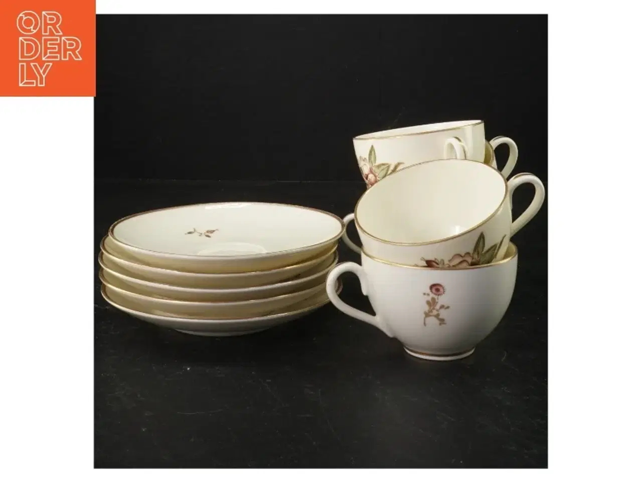 Billede 1 - Porcelænskopper med underkopper fra B&G
