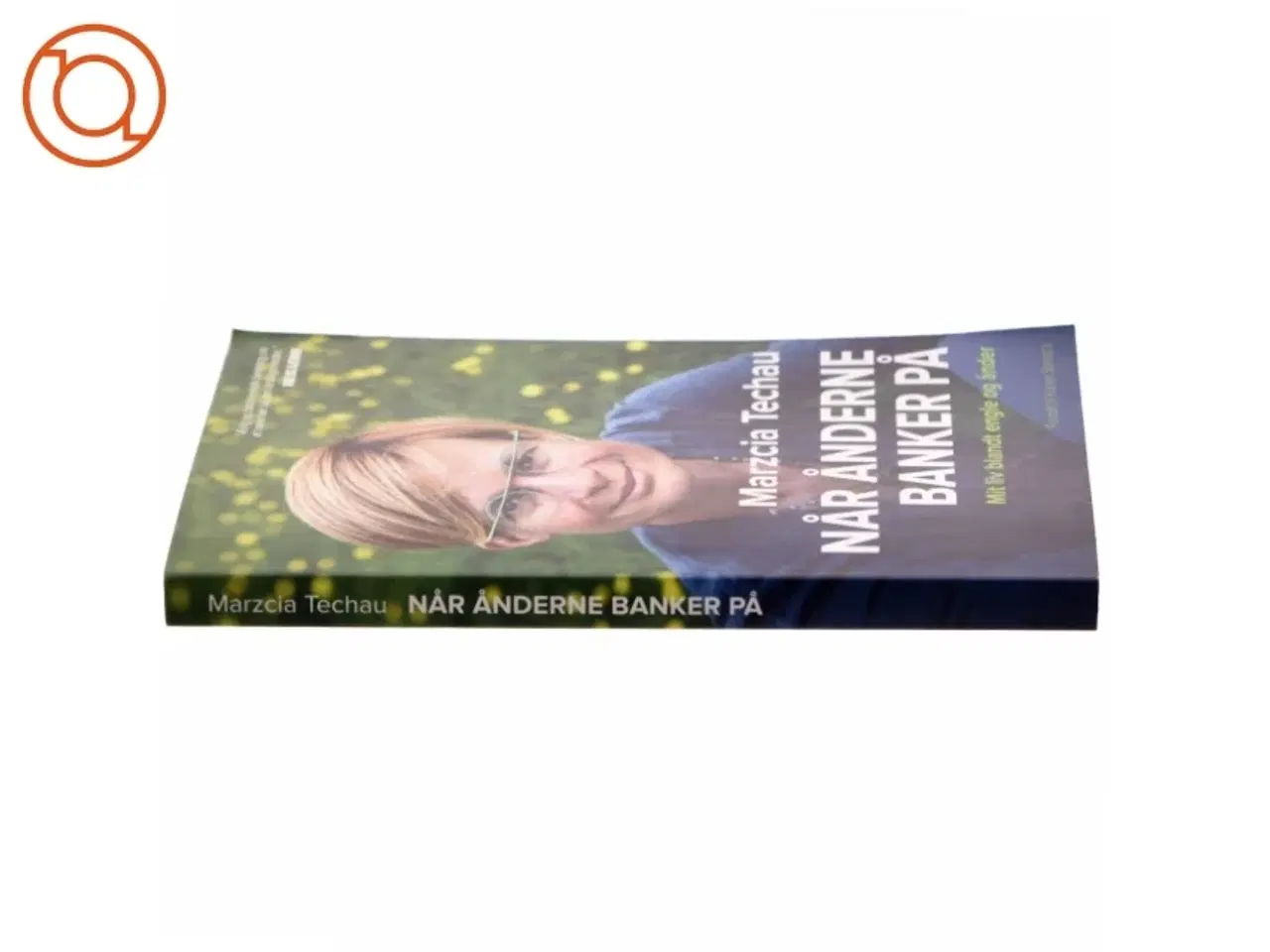 Billede 2 - Når ånderne banker på af Marcia Techau