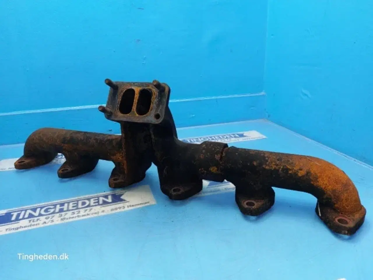 Billede 11 - Case 821E Udstødningsmanifold 4896651