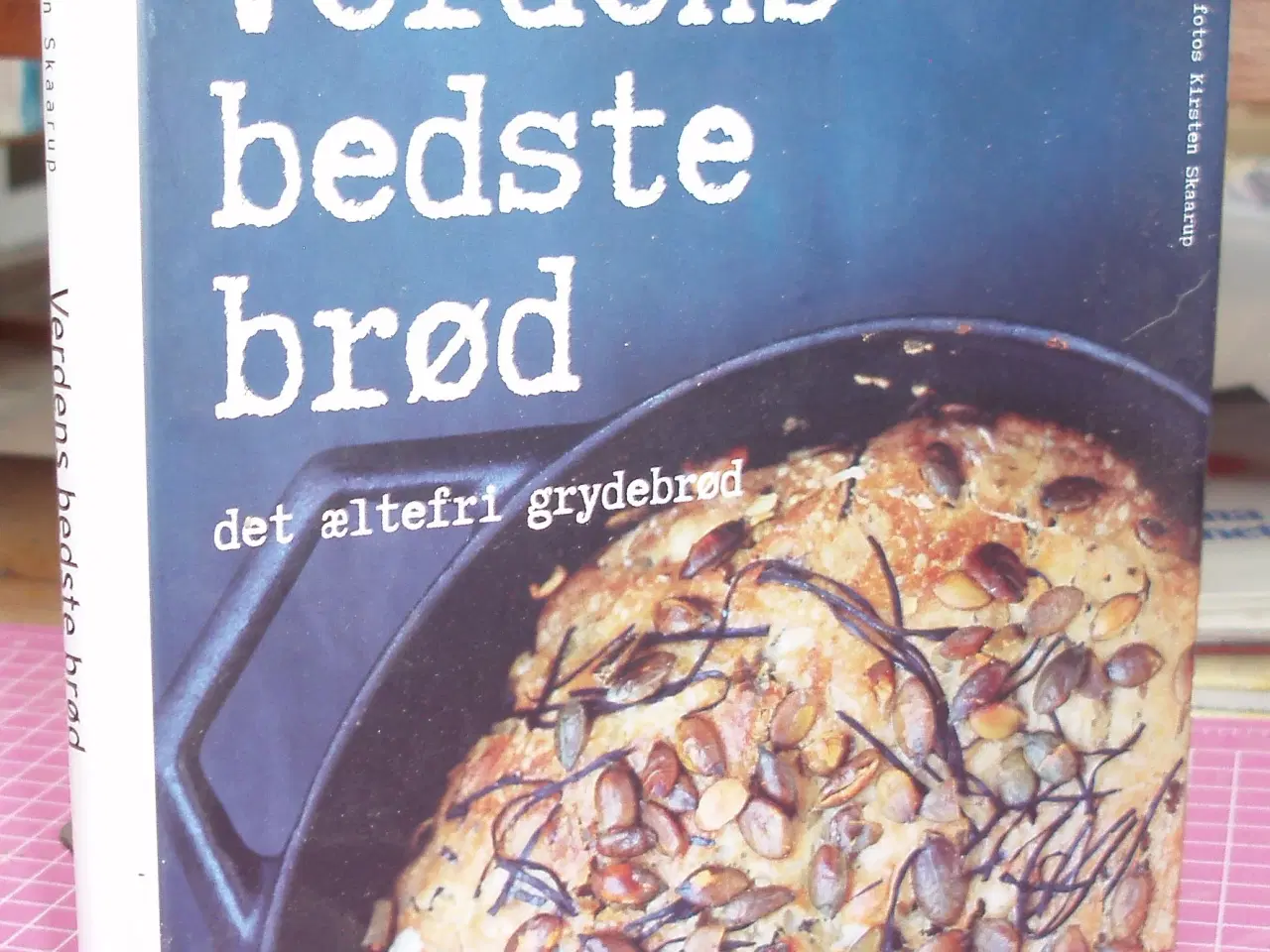 Billede 1 - Verdens bedste brød, det æltefri grydebrød