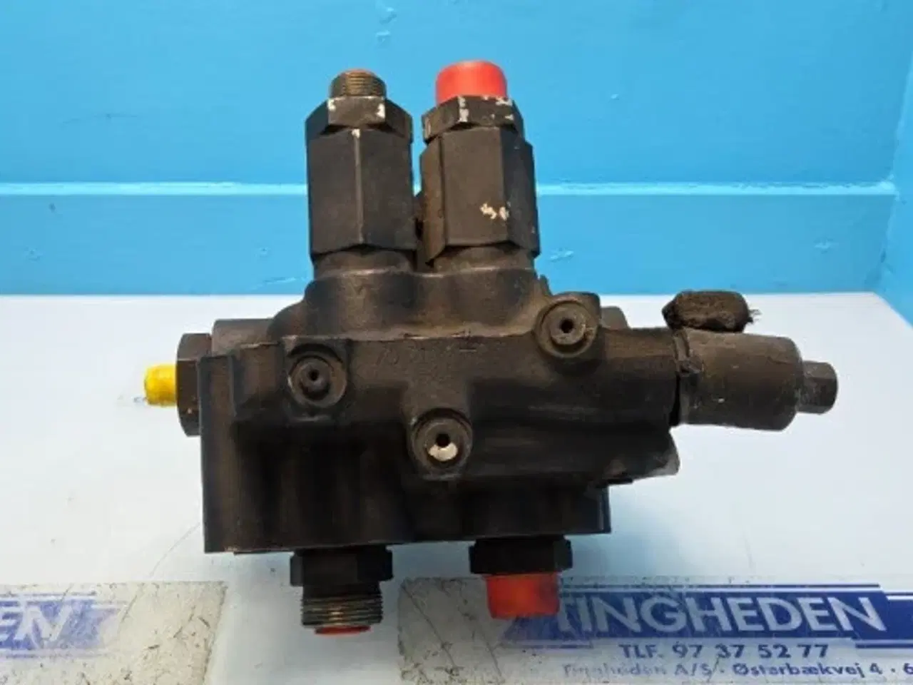 Billede 13 - New Holland CR9090 Styreventil 84800289