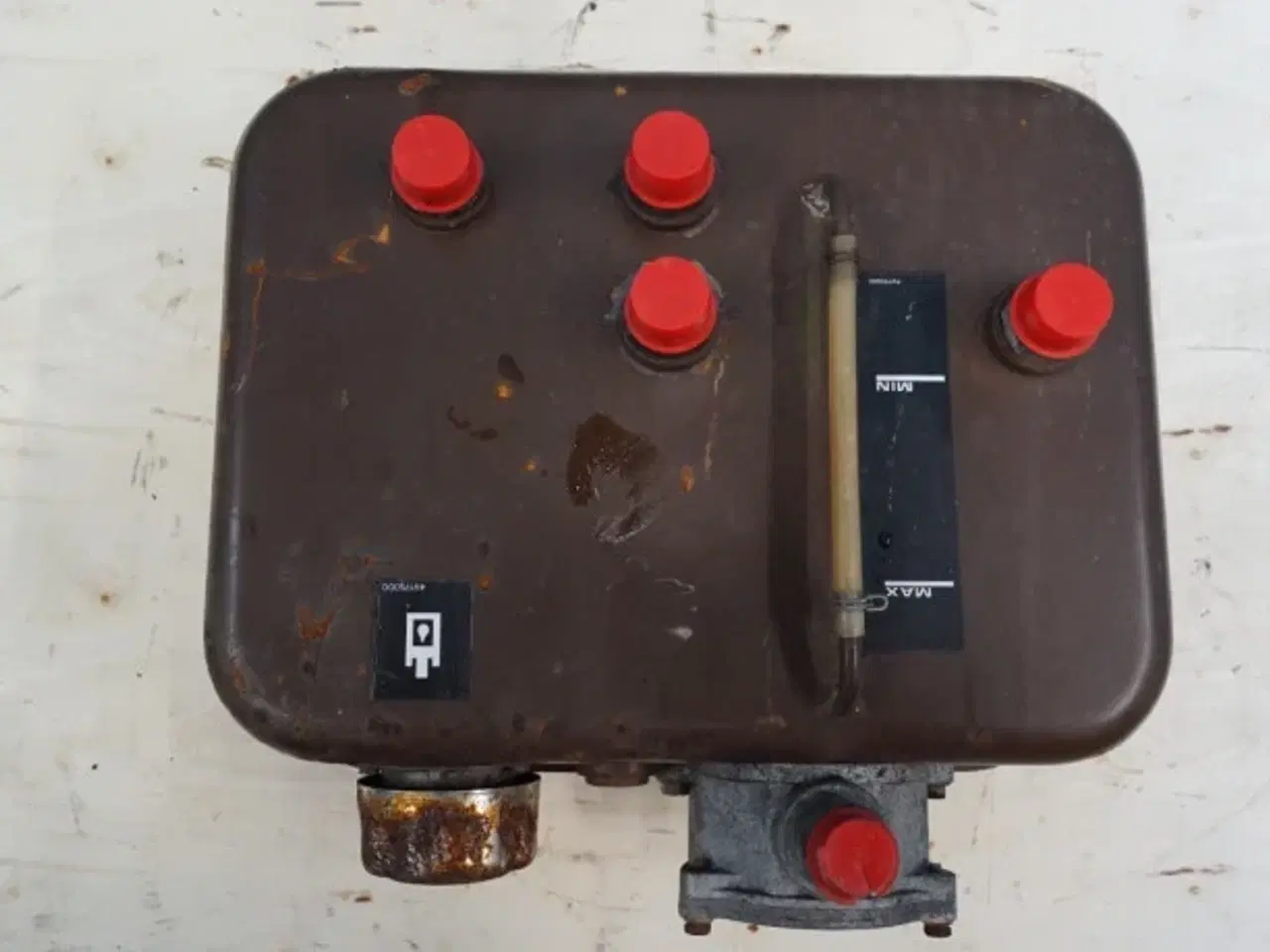 Billede 7 - Dronningborg D4500 Olietank 28750841