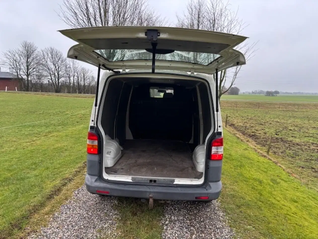 Billede 5 - VW Transporter 2,5 TDi 130 Kassevogn lang 4d