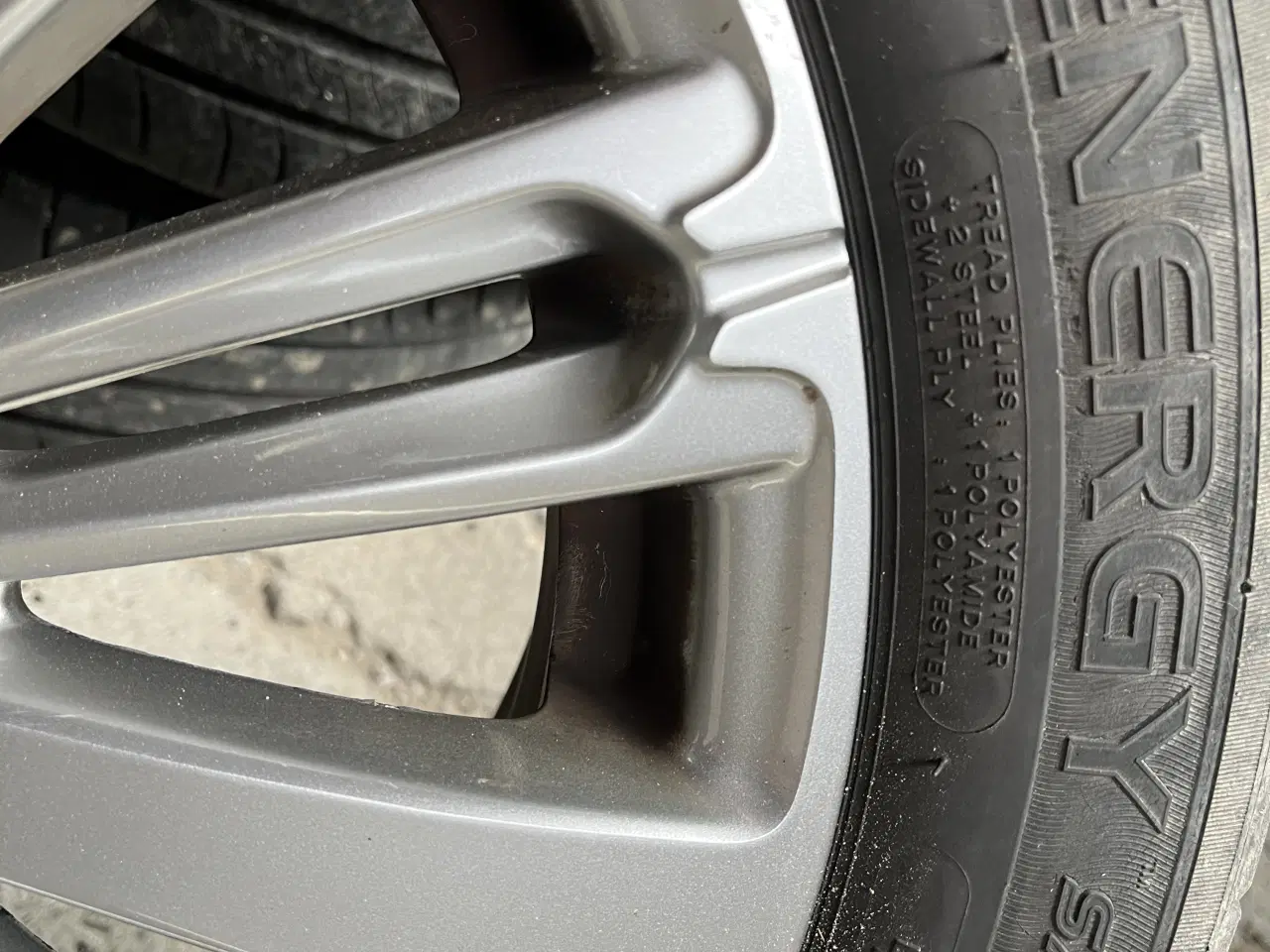 Billede 3 - Alufælge 16” med gode sommerdæk