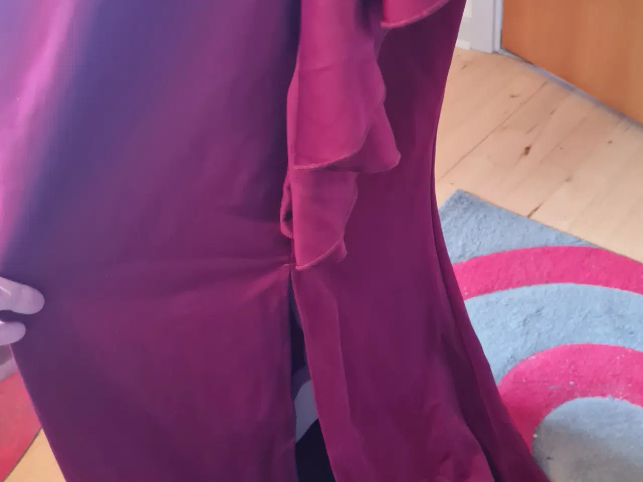 Billede 8 - Ubrugt kjole str xl 42-44 Shein 
