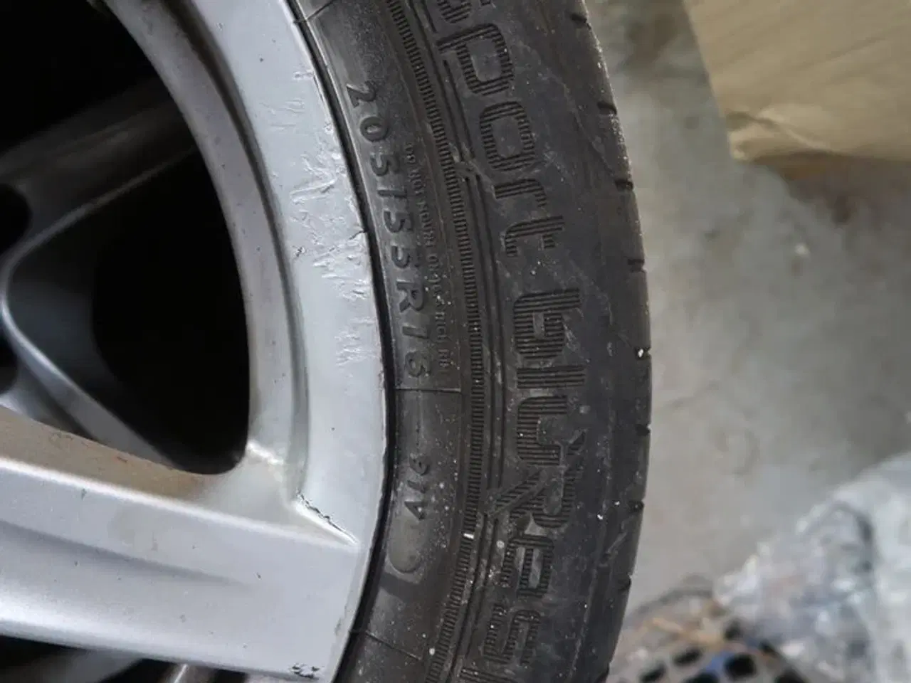 Billede 2 - Div. Dæk  SPORT BLUR/CONTINENTAL/IMPERIAL