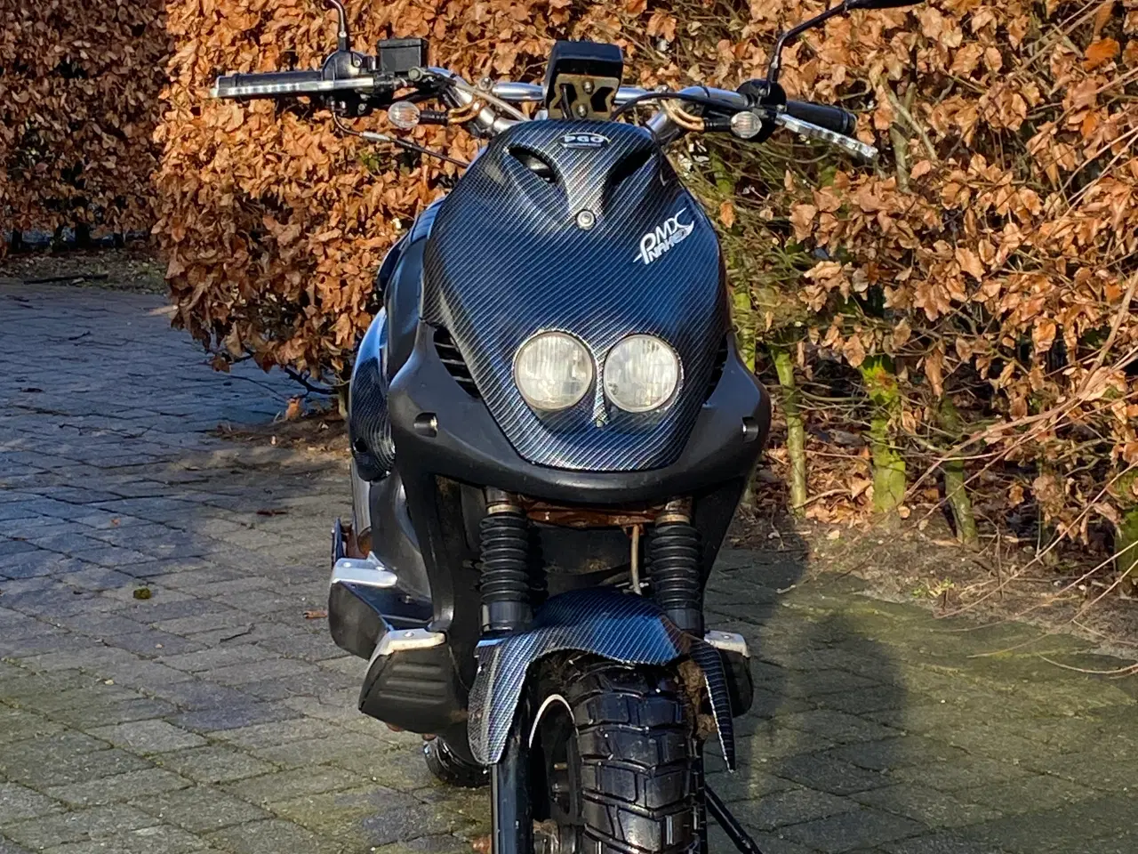 Billede 4 - PGO PMX NAKED med Carbon skjolde