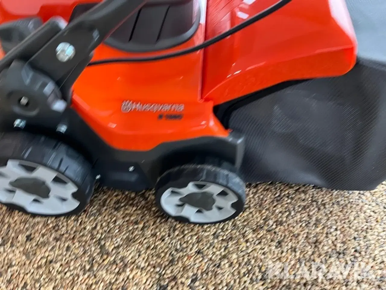 Billede 7 - Mosfjerne Husqvarna S138C