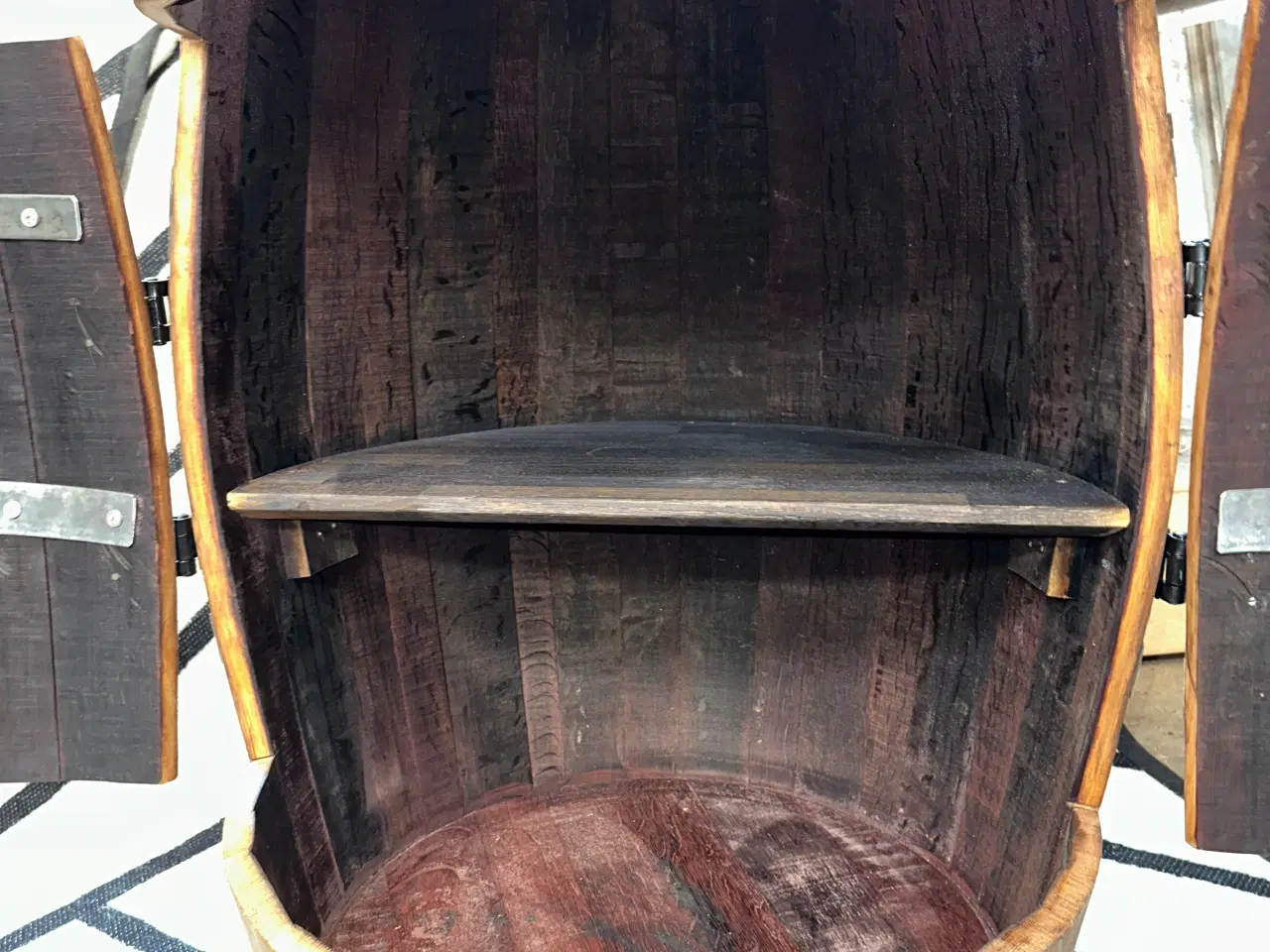 Billede 8 - Barskab, lavet af vintønde